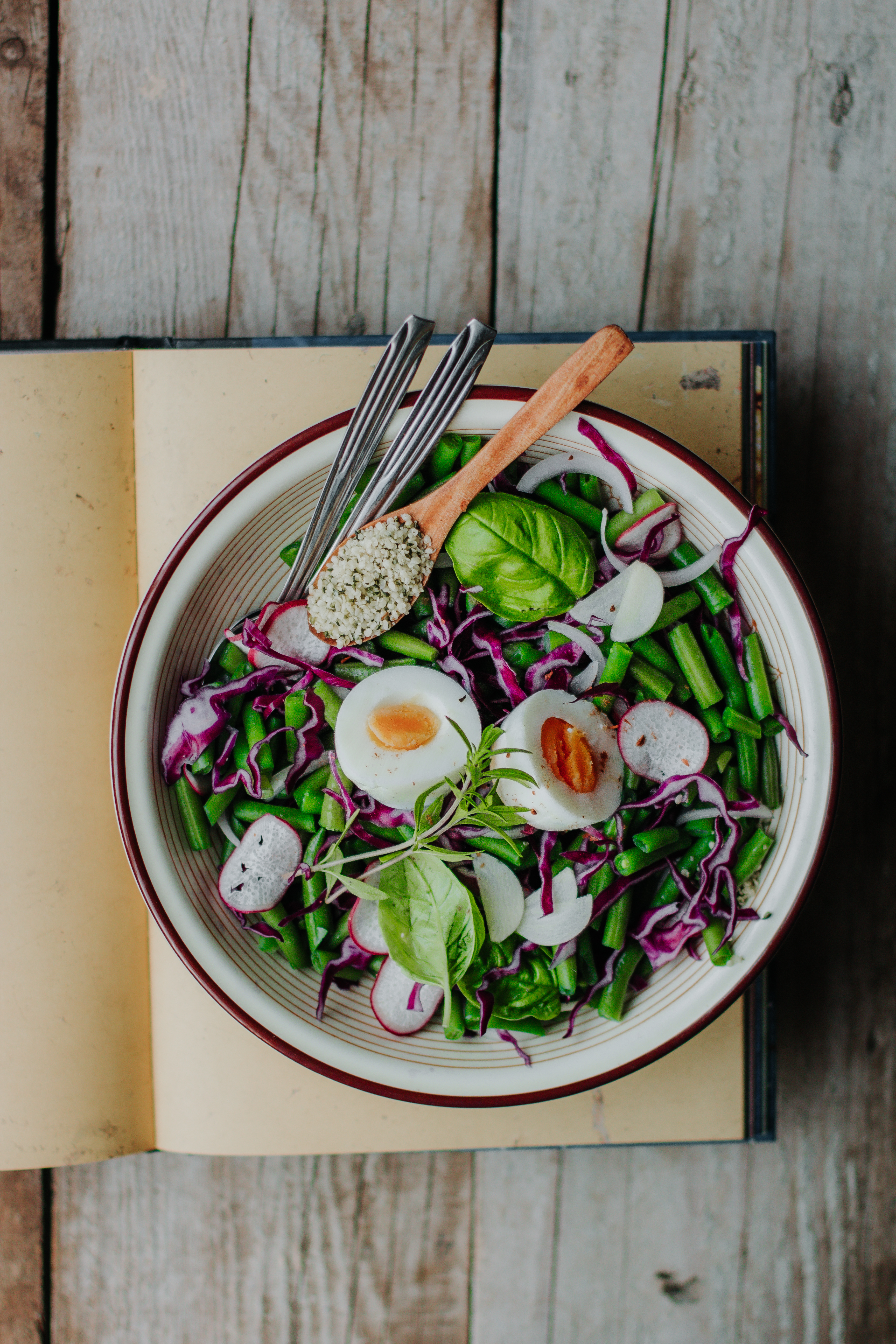 foodiesfeed.com_healthy-green-beans-salad-with-egg-and-hemp-seeds.jpg