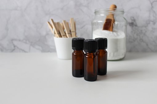 essential-oils-4017611__340